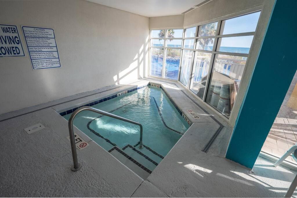 Baywatch Renovated, Unobstructed Oceanfront Views! Villa Myrtle Beach Exterior photo