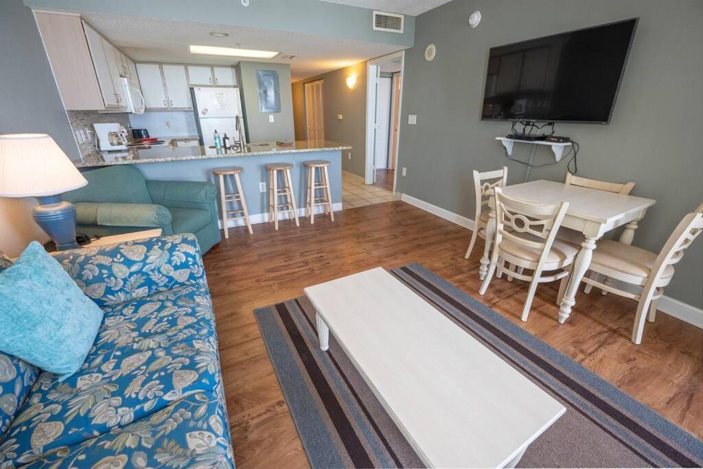 Baywatch Renovated, Unobstructed Oceanfront Views! Villa Myrtle Beach Exterior photo